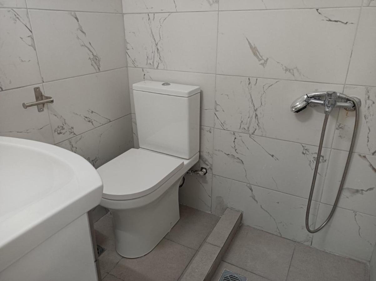 Apartment Dipla Атина Екстериор снимка